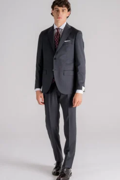 Abito grigio uomo