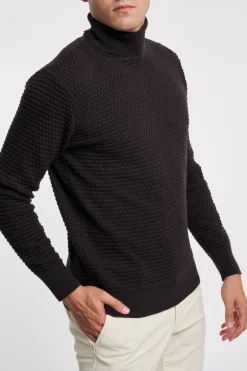 Maglia dolcevita marrone