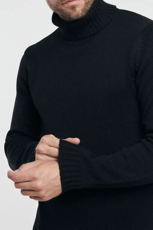 Maglia dolcevita nero uomo