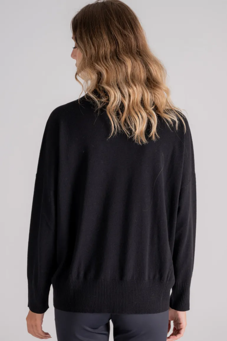 Maglia scollo ampio 100% lana vergine nero