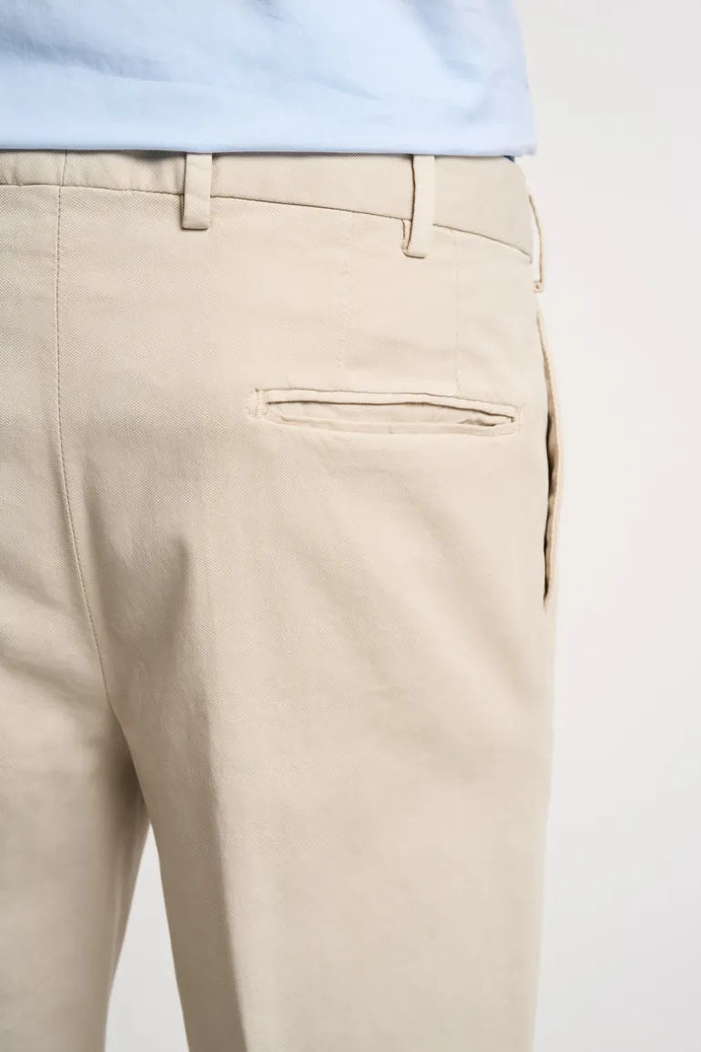 Pantalone pence in cotone/seta/elastan grigio