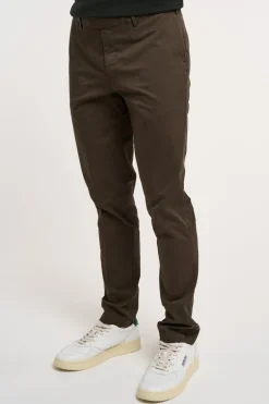 Pantalone ventre piatto 98% cotone 2% elastan marrone