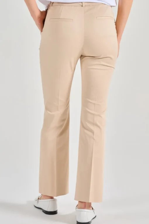 Pantaloni a zampetta tessuto beige