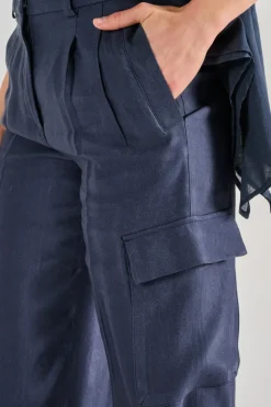 Pantaloni gabardina lucida blu