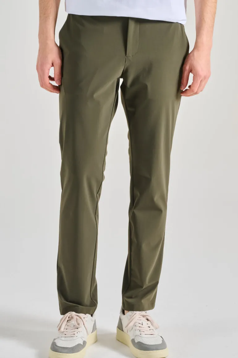 Pantaloni verde