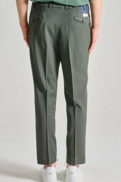 Pantaloni verde