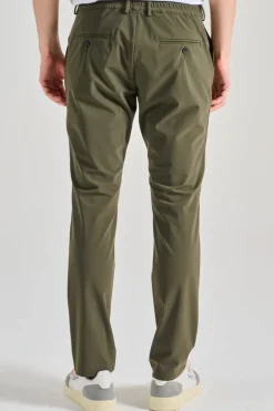 Pantaloni verde